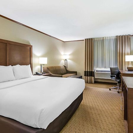 Comfort Inn Sedalia Station Екстериор снимка