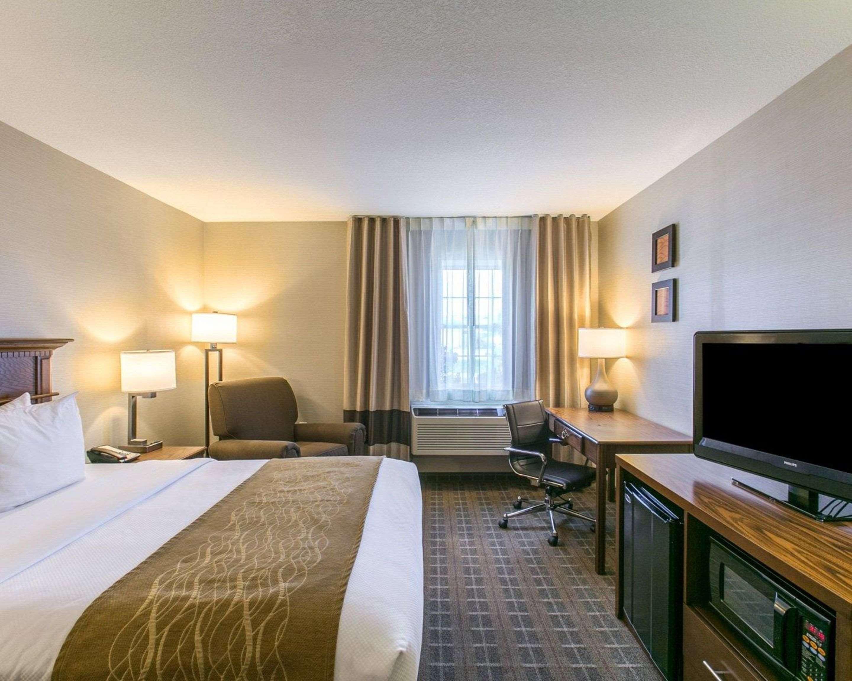 Comfort Inn Sedalia Station Екстериор снимка