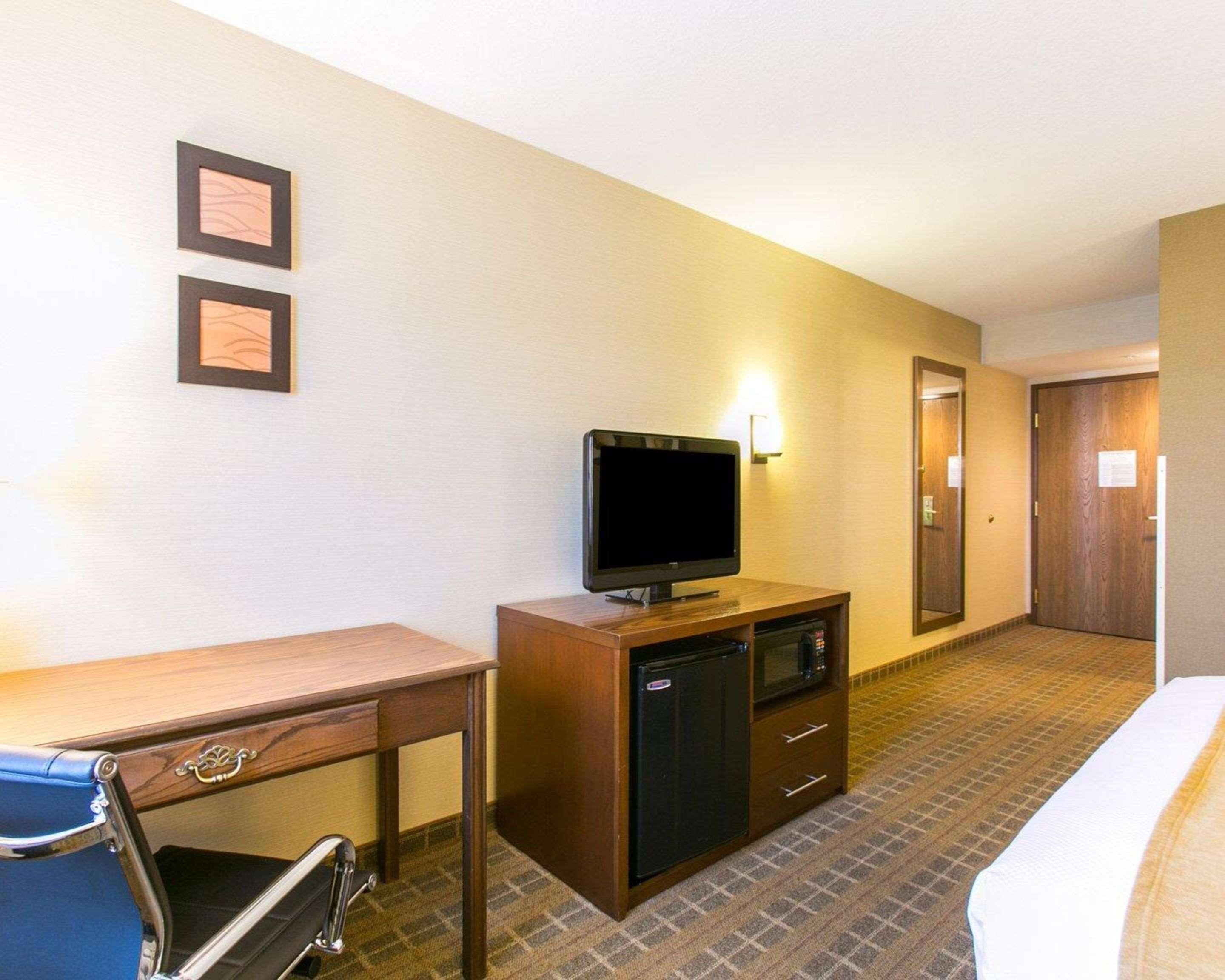 Comfort Inn Sedalia Station Екстериор снимка