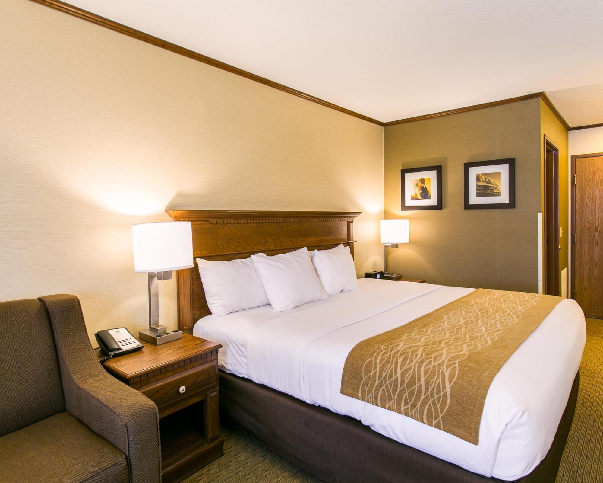 Comfort Inn Sedalia Station Стая снимка