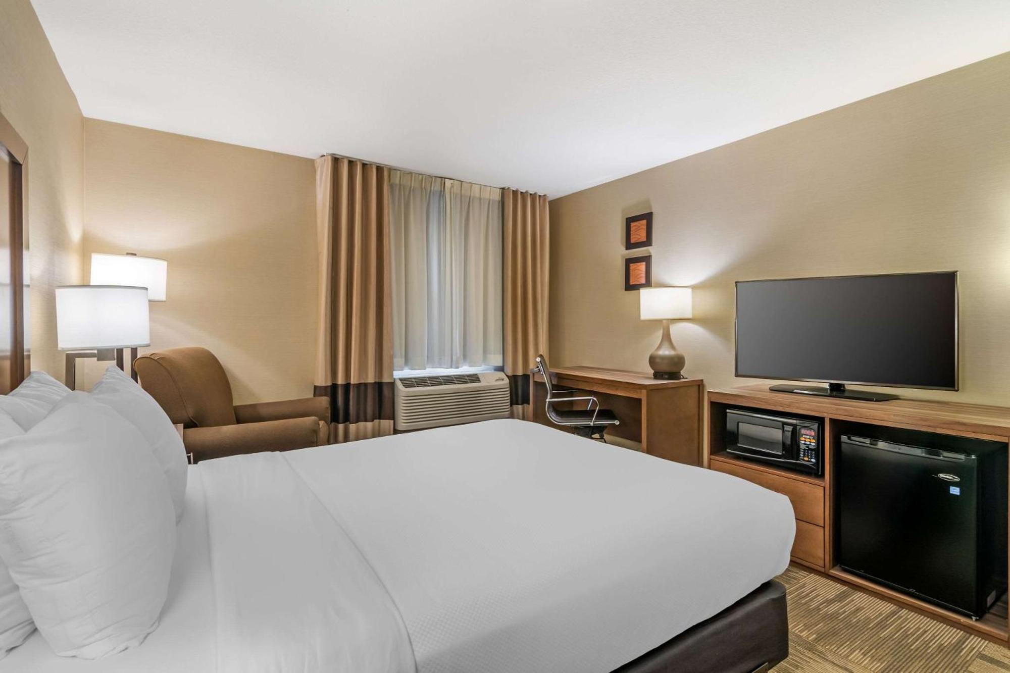 Comfort Inn Sedalia Station Екстериор снимка