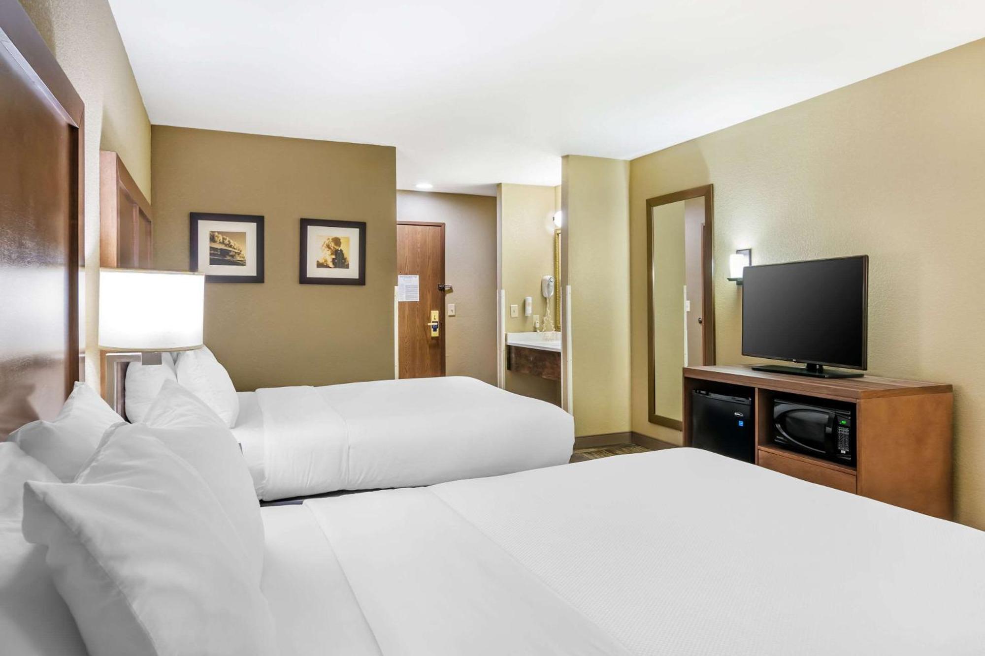 Comfort Inn Sedalia Station Екстериор снимка