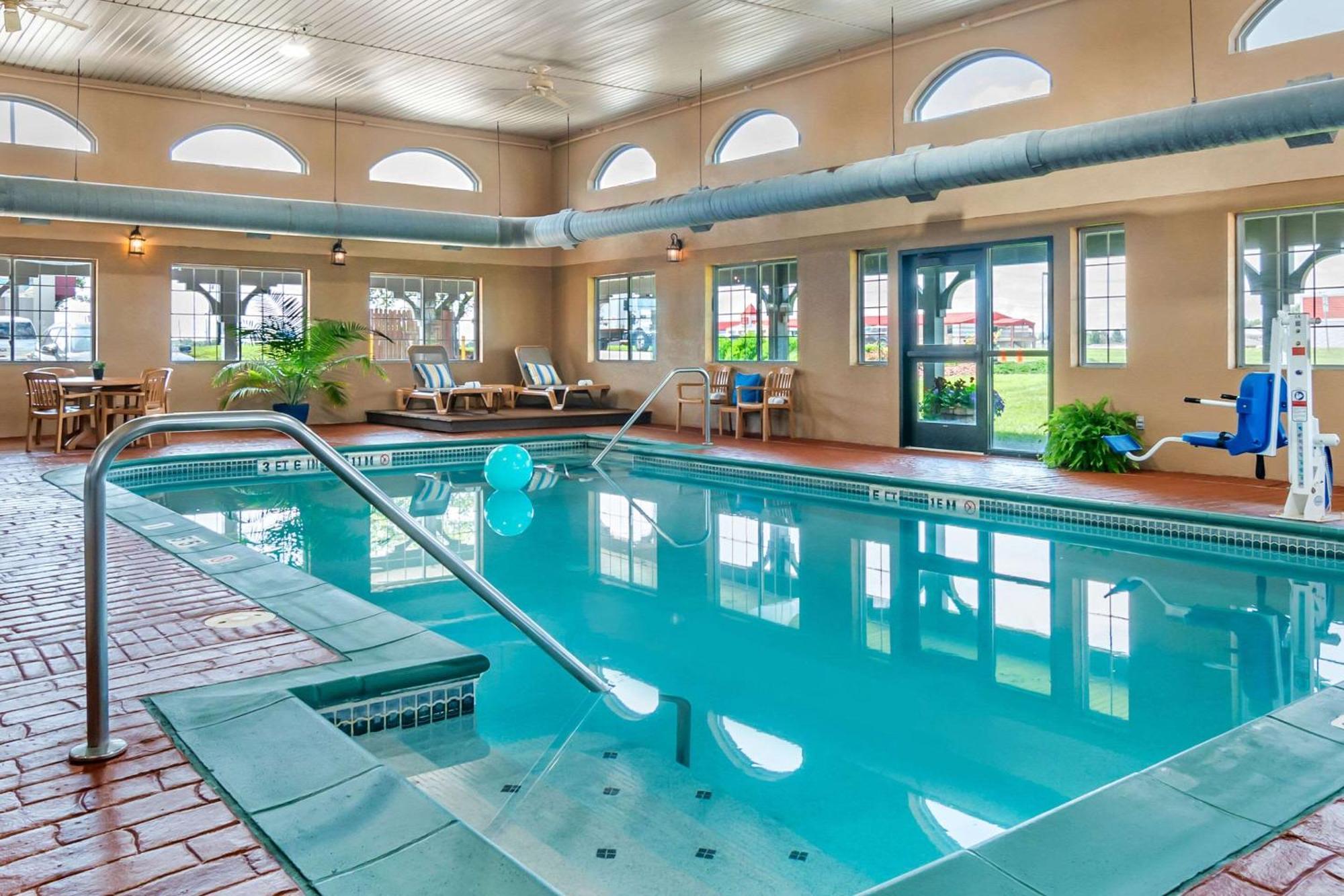 Comfort Inn Sedalia Station Екстериор снимка