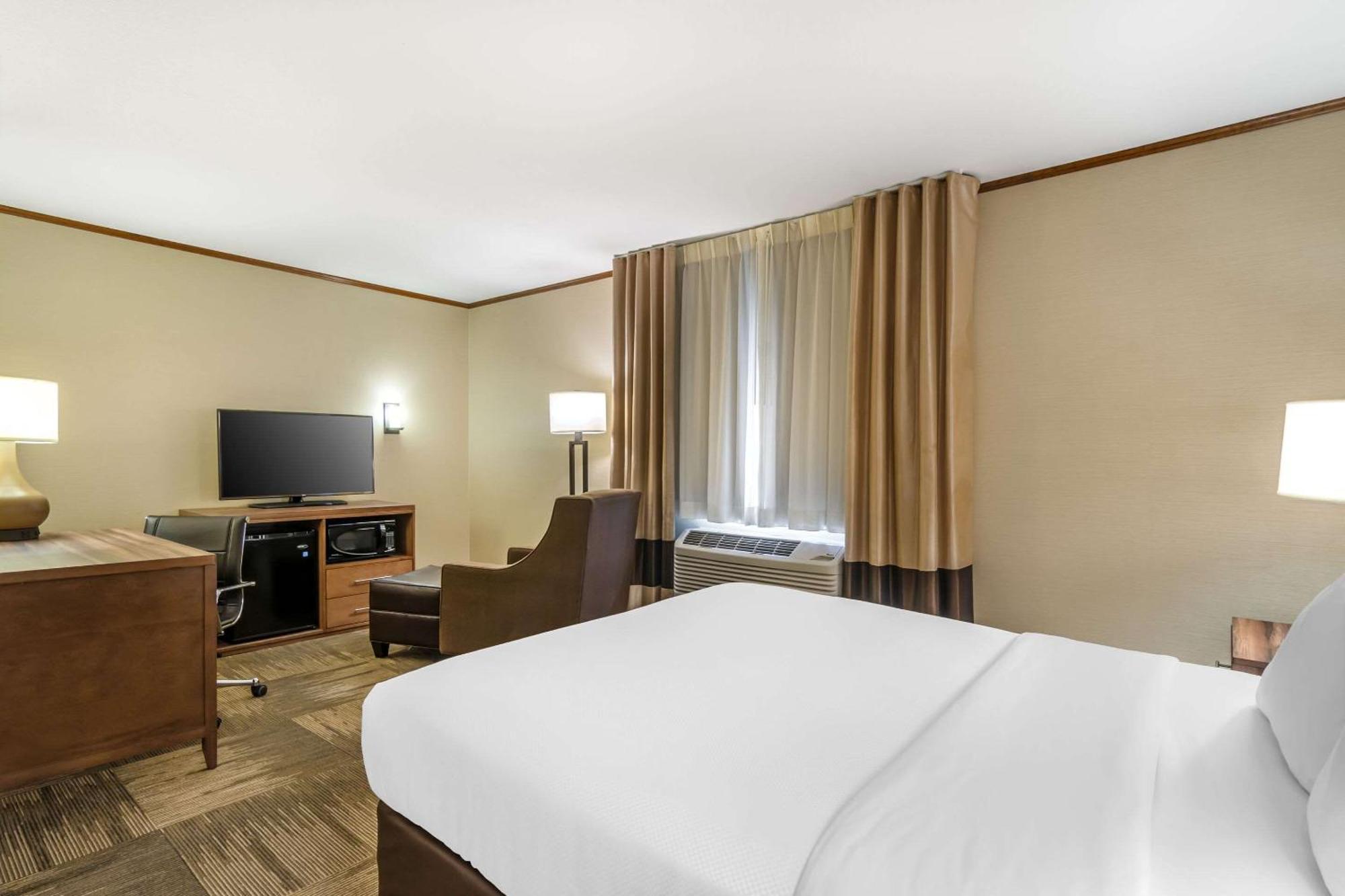 Comfort Inn Sedalia Station Екстериор снимка